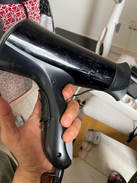 Máquina de secar cabelo Braun em perfeito estado