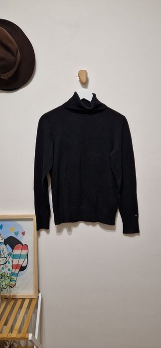 Vintage czarny golf Tommy Hilfiger, bawełna z domieszką kaszmiru r. L.