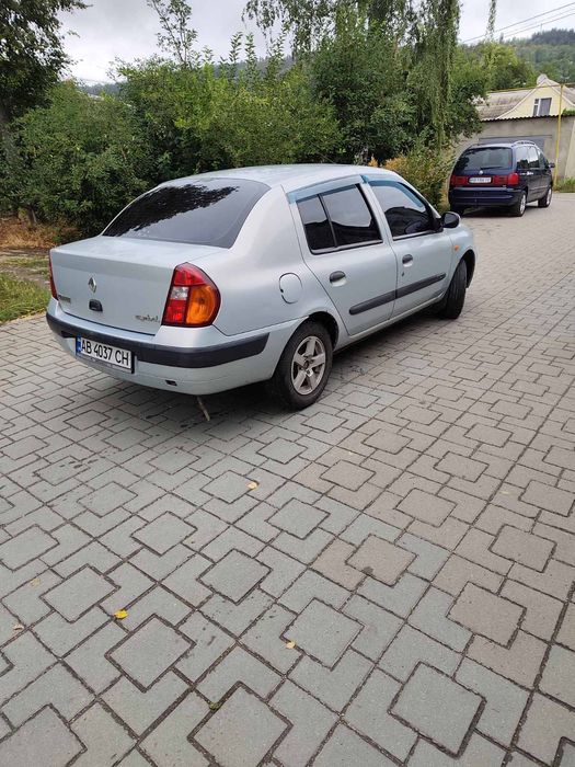 Renault Clio Symbol 2004