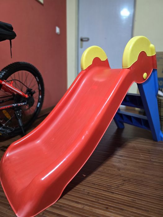 Escorrega de 2 Degraus