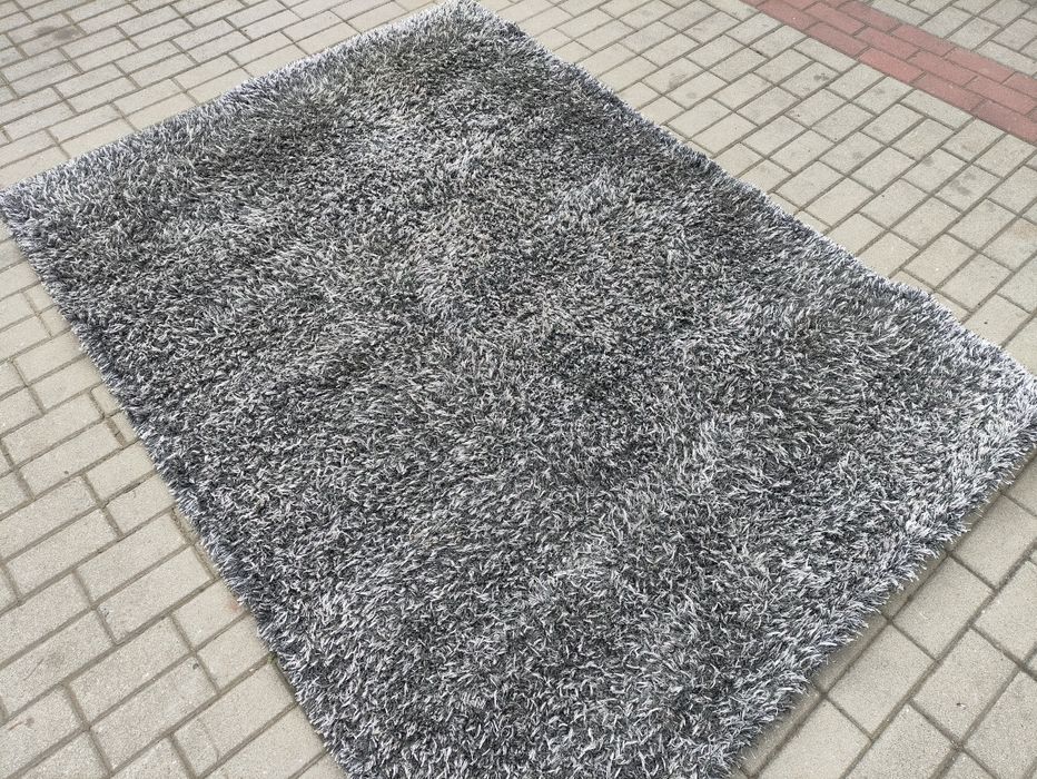 Piękny duży gruby szary dywan Syrena 160x220 cm długie włosie