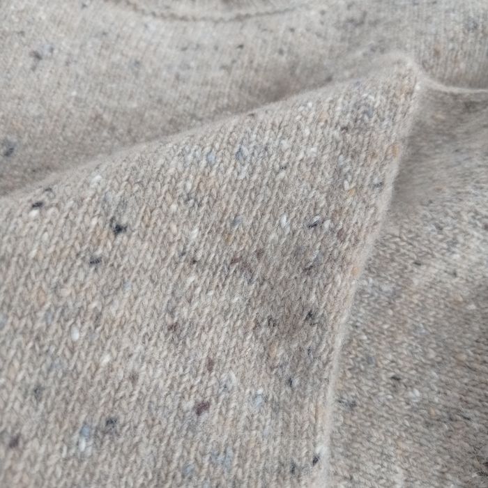 Светр  англійського бренду Alan Paine