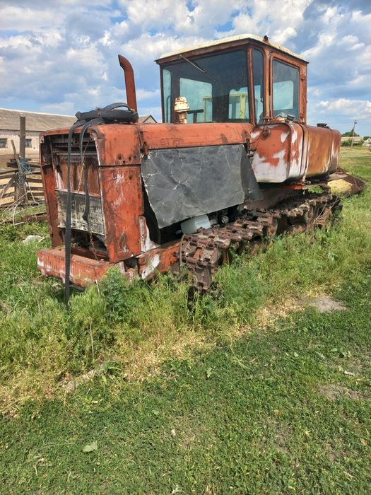 Продається дт 75