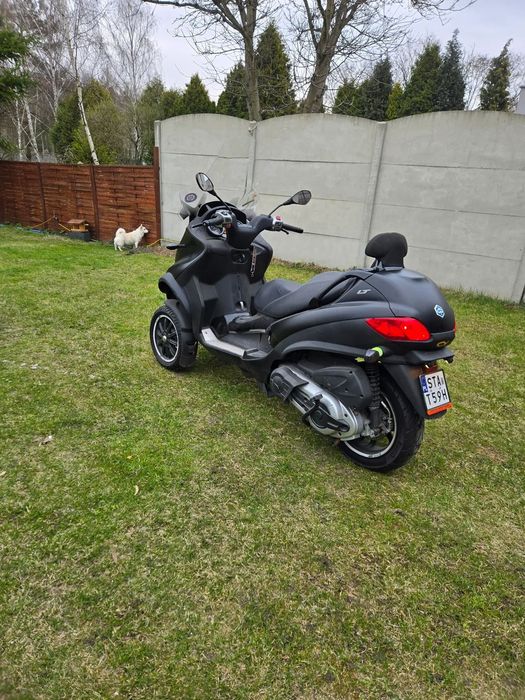 Piaggio MP-3 Motocykl na kategorię B
