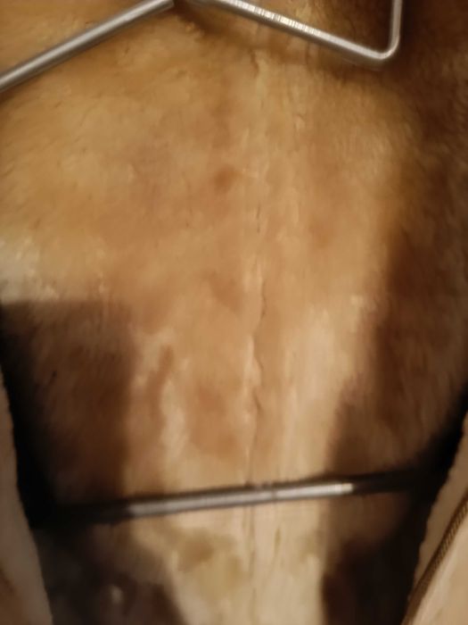 Casaco em pele verdadeira da NAF NAF tamanho M