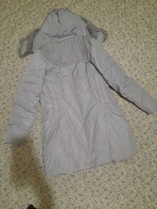 пальто та зимовий пуховик  42 р