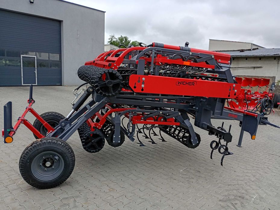 Agregat Expom WICHER 4,5 M pół zawieszany - z wałem żeliwnym KOMPAKTOR