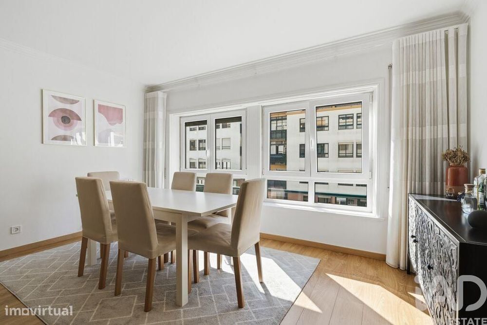 Apartamento T2 em Queluz e Belas de 107 m2
