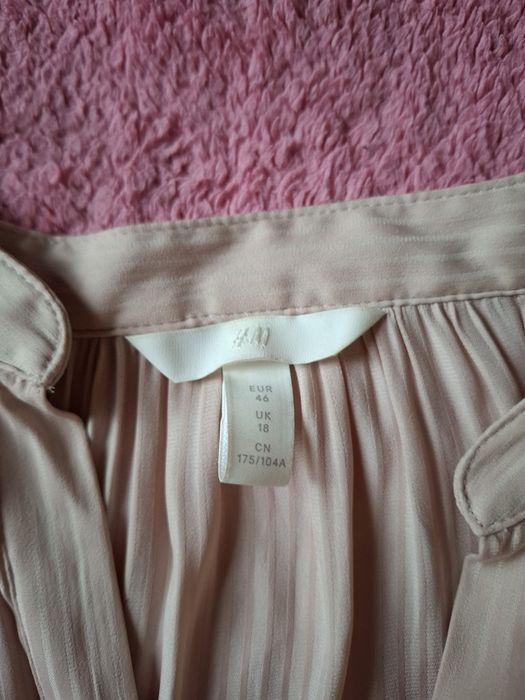 Продам элегантную блузу H&M в нежном пудровом оттенке (Размер EUR 46 / XL-XXL)