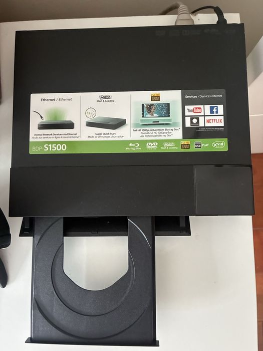 Leitor Blu-Ray e DVD Sony modelo BDP-S1500