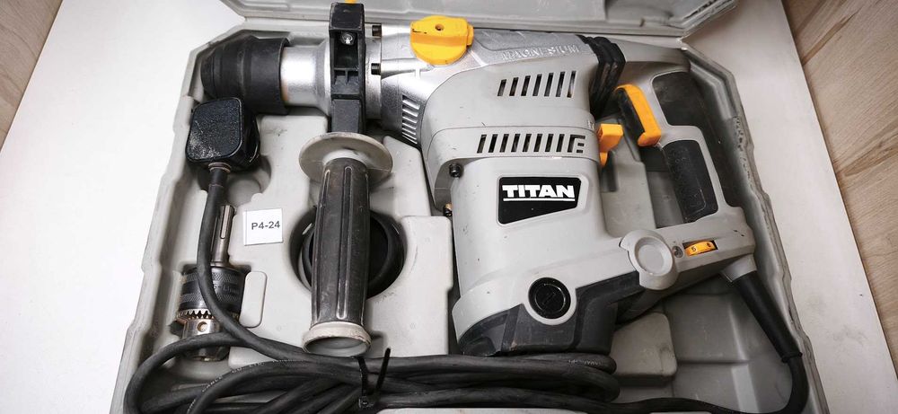 Młot udarowy SDS-Plus Titan 1500W  Nr424
