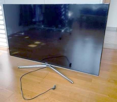 TV Samsung 48" avariada