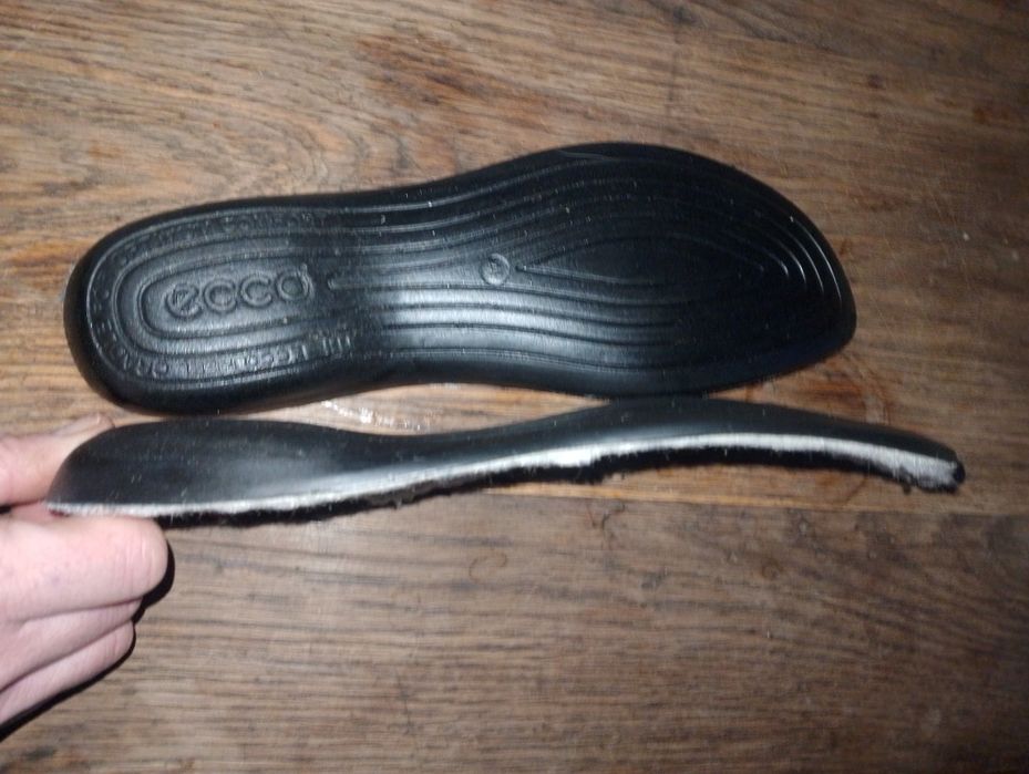 Зимові  чобіткиі ecco