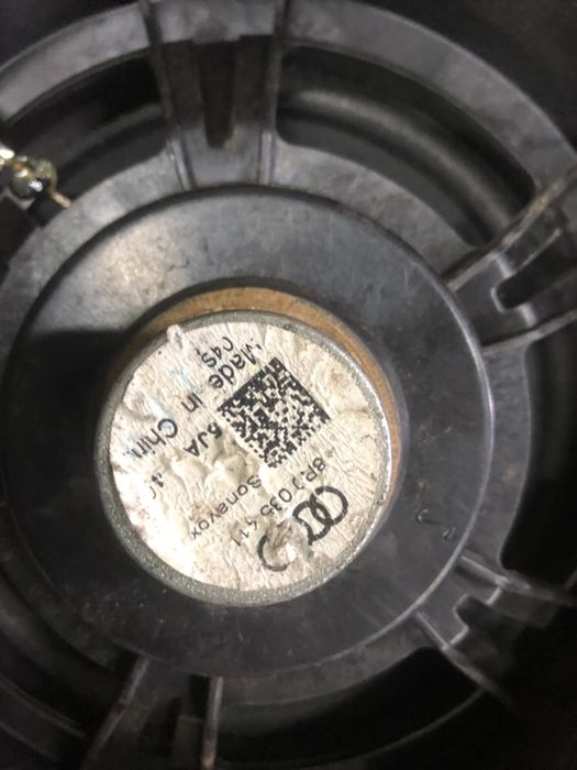 Динамик в дверь задний Audi A4 B8 A5 Q5 8K0035411 8R0035411 динамік