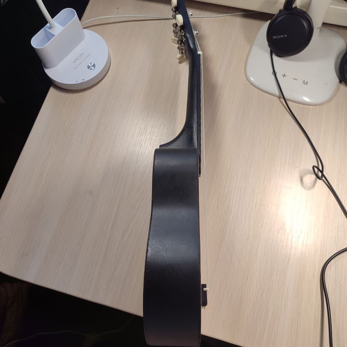 продам укулеле сопрано