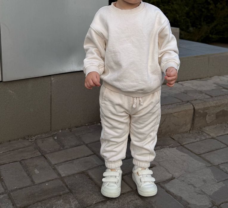 Продам костюм Zara