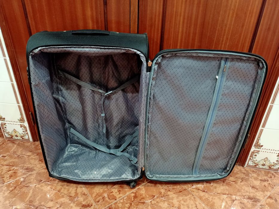 Mala malas de porão até 23 kg viagem casa quarto apartamento vivenda carro.