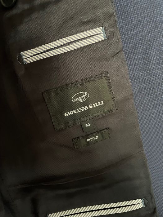 Fato Giovanni Gali azul escuro como novo