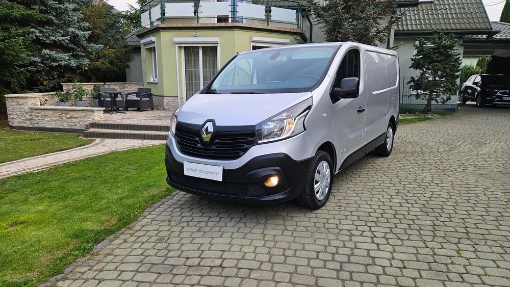 Renault TRAFIC 1,6 120KM L1 NAWI KAMERA KLIMA KEYLESS TEMPOMAT HAK