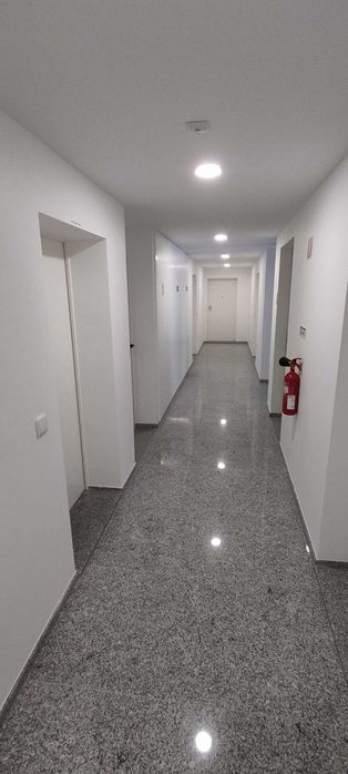 Apartamento T1 pronto a habitar