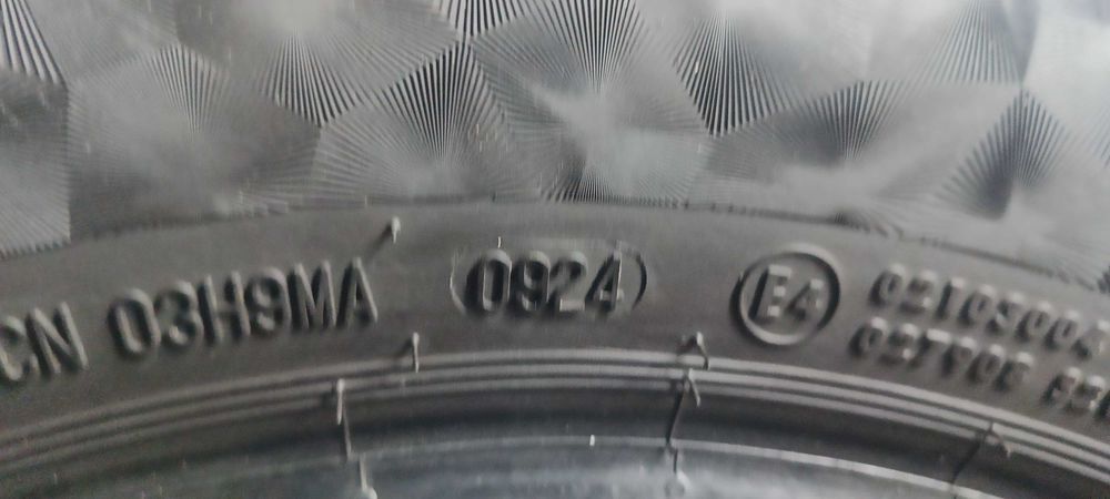 2 sztuki opony lato 205/60R16 96H XL Continental Premium Contact 6 31B1