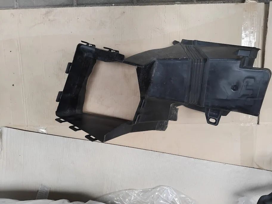 citroen c5 aircross kierownica wlot powietrza 9833398380