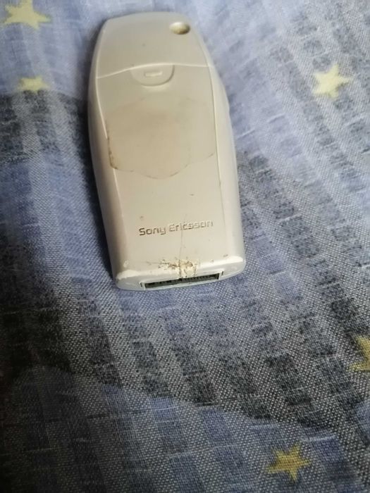 kolekcjonerski telefon sony ericsson