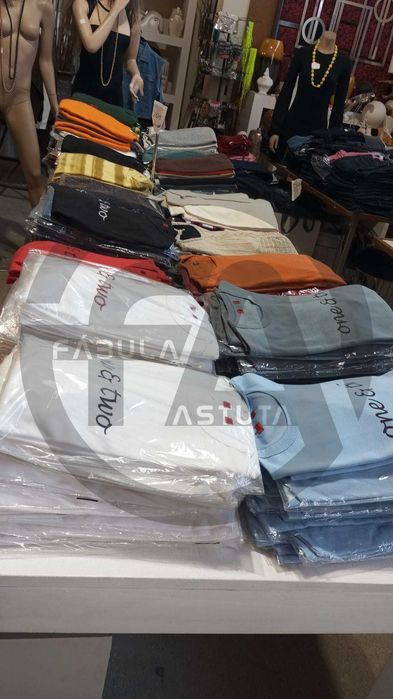 Sweat shirts lisas e estampadas