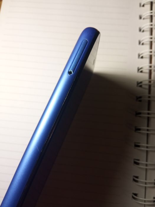 Телефон Xiaomi Redmi 7A на запчасти