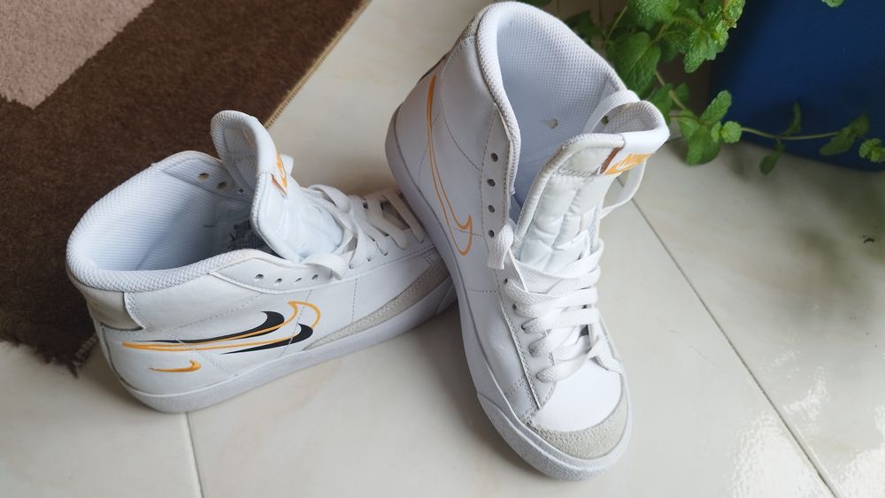 Tênis bota Nike tamanho 36.5