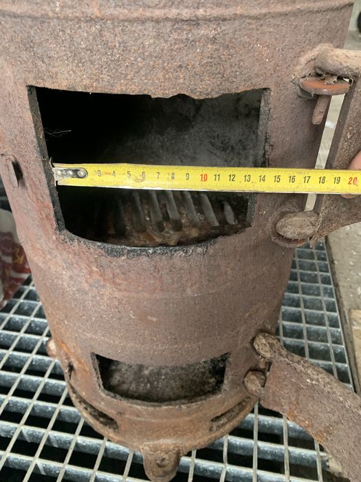 Буржуйка чавунна ( чугунна ) армійська