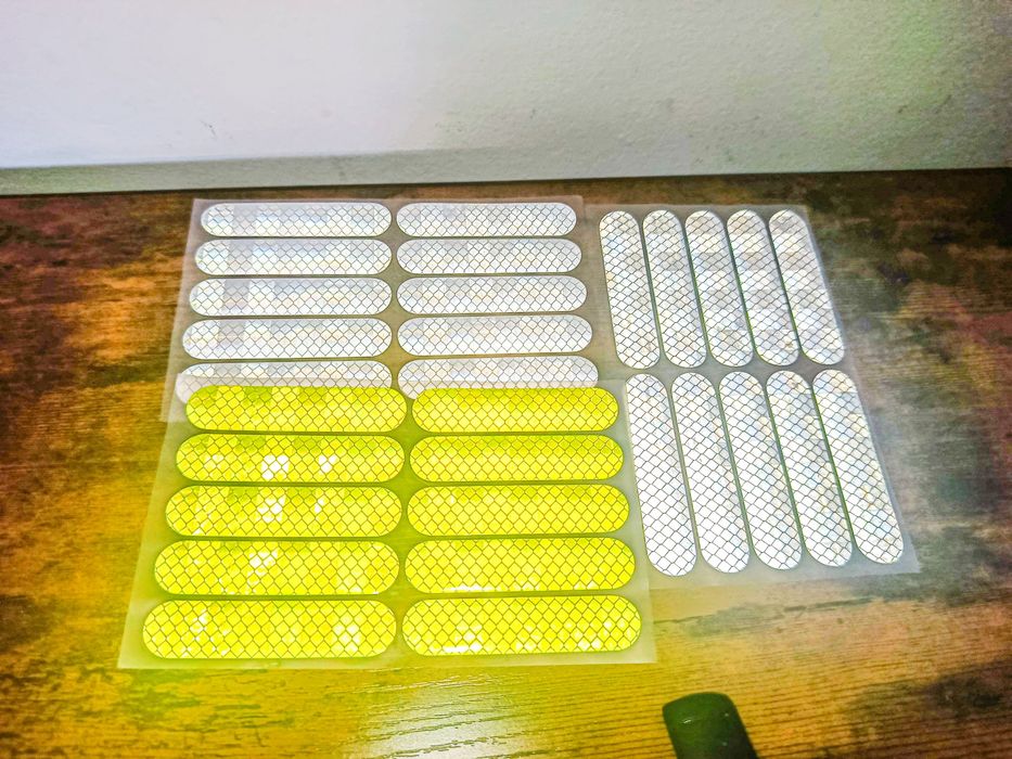 Adesivos Refletores de Segurança – Bike, Trotinete e Mais