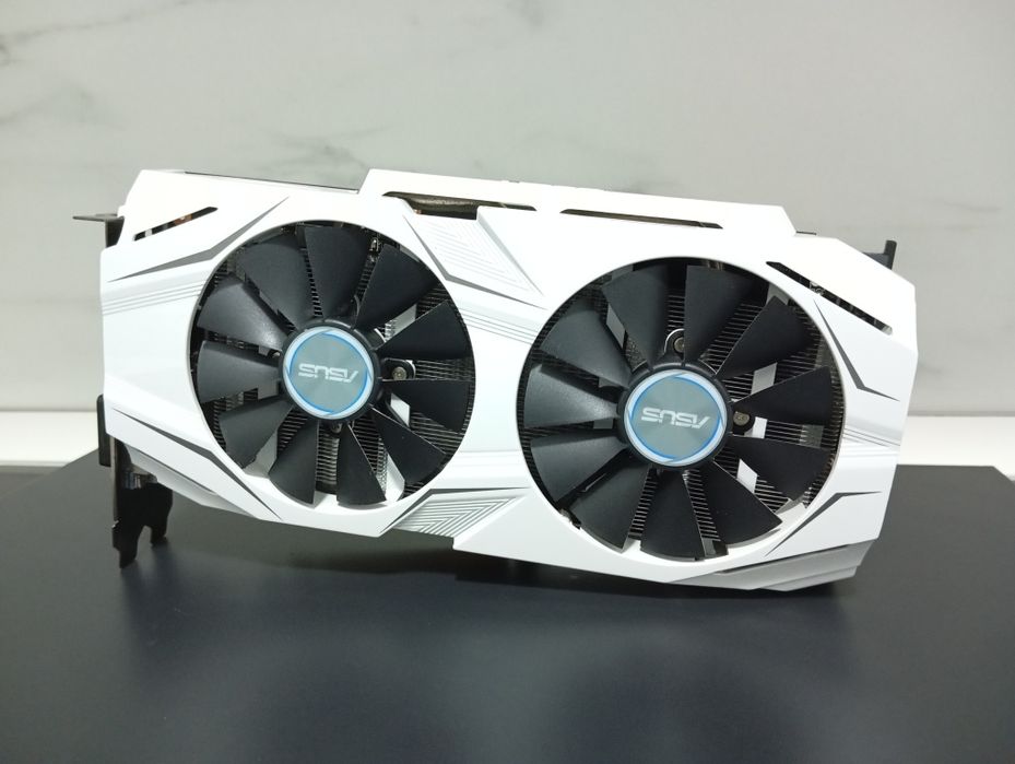 ASUS GTX 1060 OC 3Gb + Acrílico RGB ROG – Placa gráfica gaming 1080