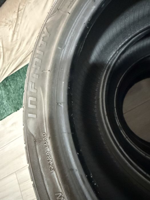 Pneus 205/45/16R