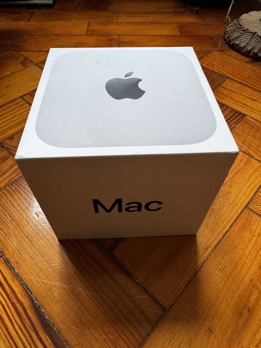 Mac Mini M4 Box