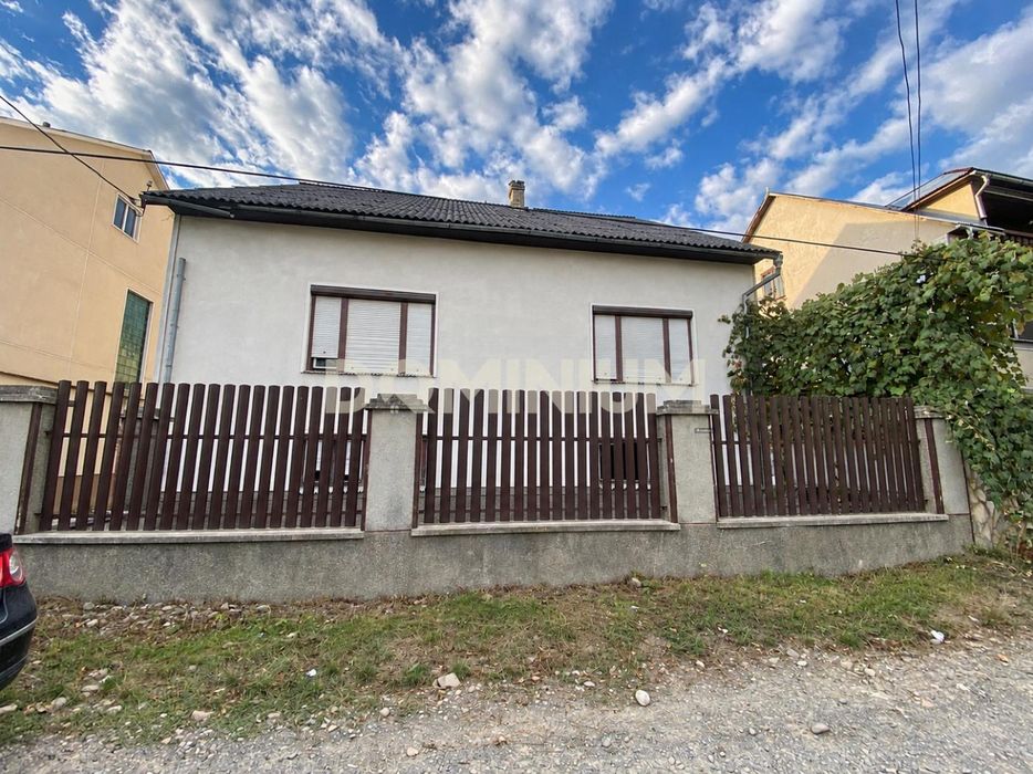 Продається будинок в селі Іза