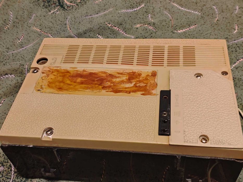 Раритетний радіоприймач VEF - 12 робочій