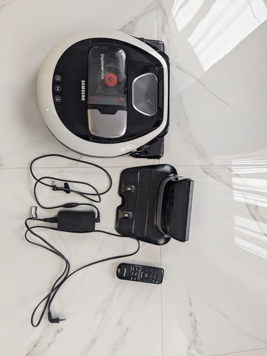 Продам робот-пилосос SAMSUNG  SR10M7030WW VR10M7030WW