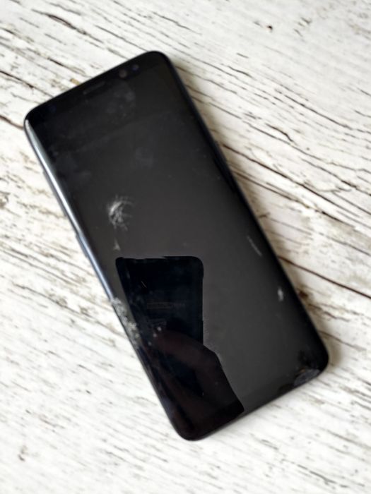 Samsung s8 під ремонт