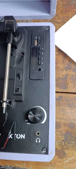 Вініловий програвач Prixton Fiolet + Bluetooth, FM програвач вінілу для всіх платівок, вбудовані динаміки