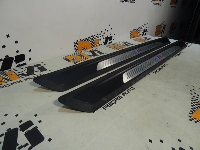 Conjunto de frisos BMW 1 (F21)