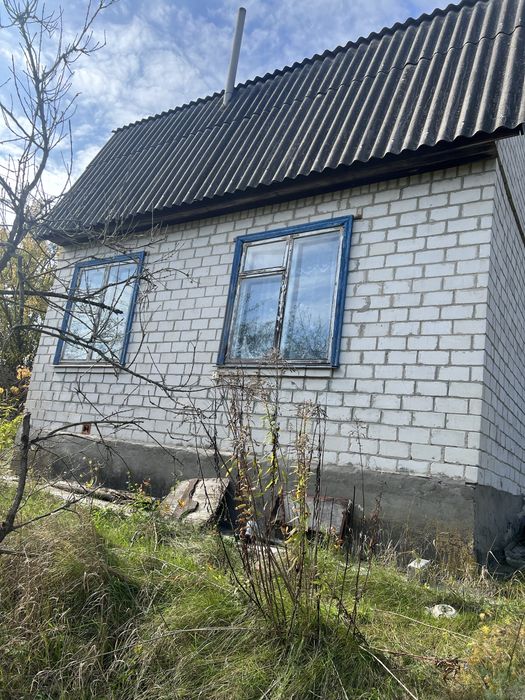 Продається двоповерховий дім у дачному кооперативі