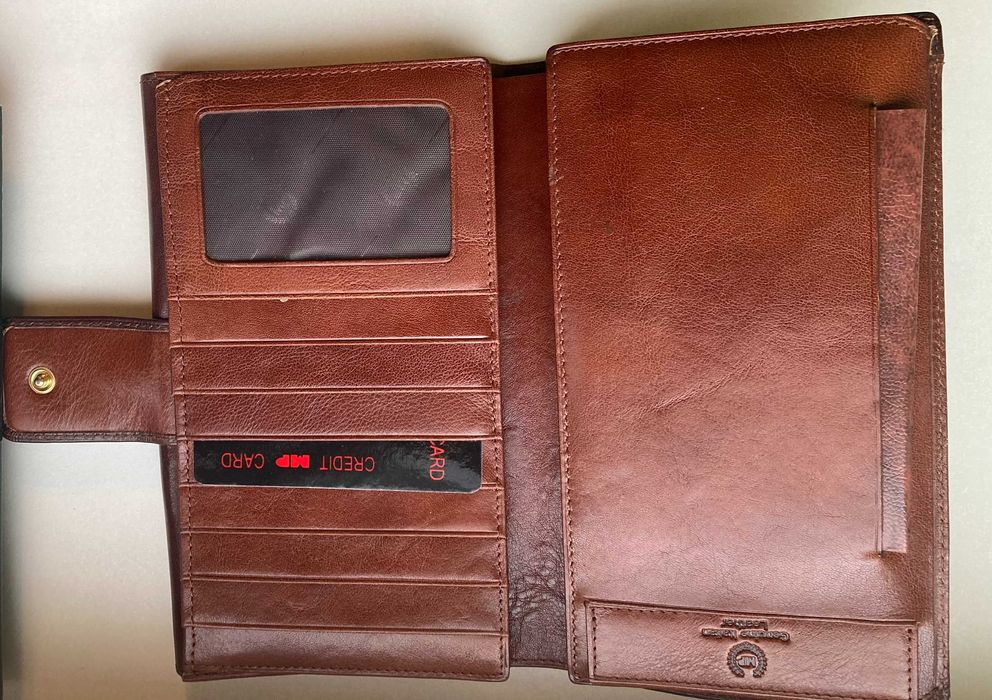 Портмоне (клач). Кожа.