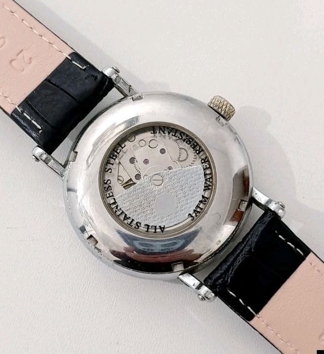 Красивые часы GOER, автомат.