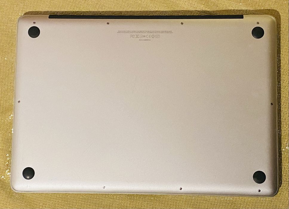 Apple Macbook Pro 15 cali intel i7 RAM 16GB dysk 640GB