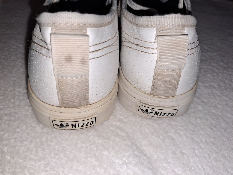 Продам кеди Adidas 38.5 розмір