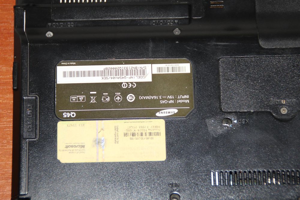 Ноутбук Samsung Q45 C2D T7250 2.0GHz/2Gb/160Gb/GeForce 8400M/12.1"