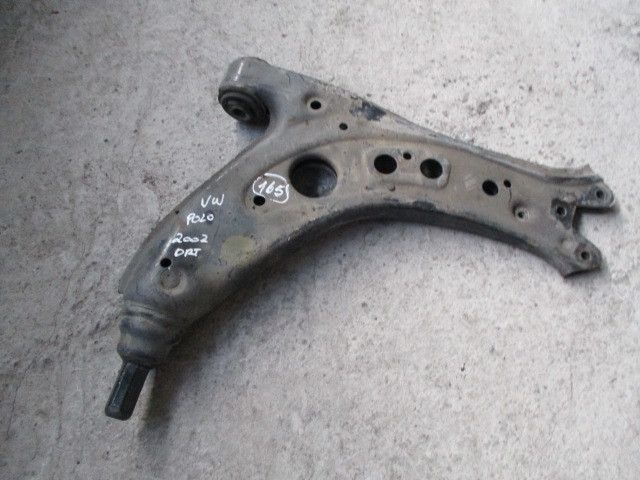 Braço de suspensão frente esquerdo VOLKSWAGEN Polo (9N)