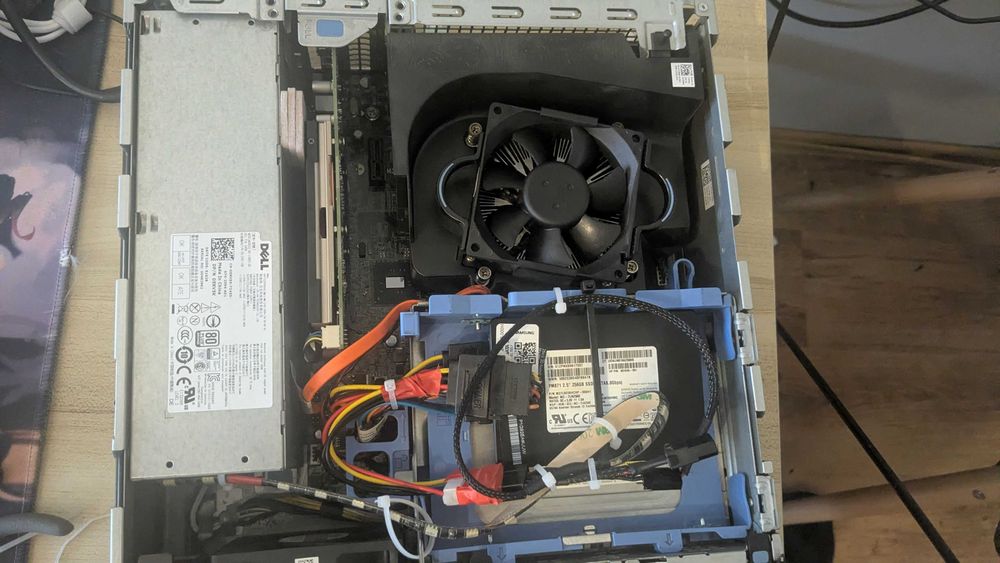 Komputer E-sportowy - i5/RX5504gb/Win11/8GB Ram/256GBSSD + Gwarancja