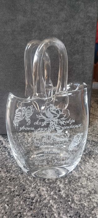 Szklany koszyk 80 urodziny z dedykacją